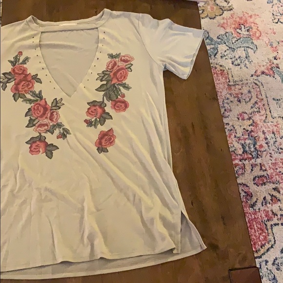 Deep V Choker Top - Picture 2 of 6